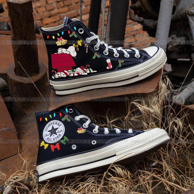 Cartoon Dog Christmas Embroidery Converse, Cute White Dog Christmas