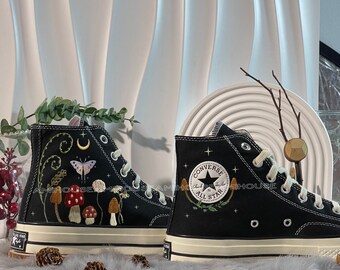 Dark WOODLAND Embroidered Converse, Forest Plants Mushrooms Wild, Flowers Moth Canvas Shoes, Mushrooms Embroidered Converse, Chucks Bestickt