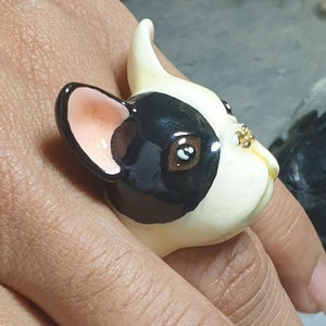 ring BOULEDOGUE FRANCAIS black and white painted in enamel base in gold plated