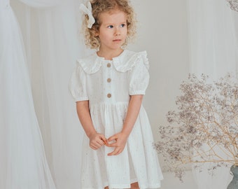 Vestido de bautizo de niña blanco con cuello puritano, muselina de algodón con rayas doradas