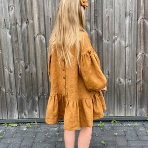 Rost Blumenmädchen Kleid mit Ausschnitt Rüsche und lange Puffärmel, Boho Leinen Kleinkind Mädchen Kleid Bild 5