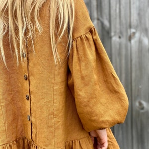 Robe de demoiselle d'honneur couleur rouille avec encolure à volants et manches longues bouffantes, robe bohème en lin pour petite fille image 2