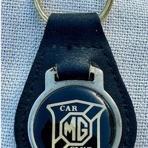 Brelok samochodowy z logo Vintage MG Car Club Brelok samochodowy