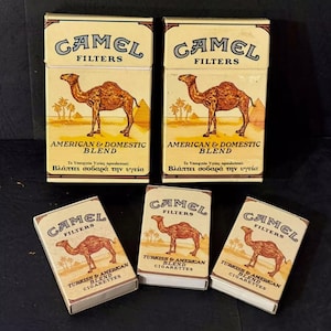 Vintage CAMEL-sigaretten Veel van 2 lege pakjes en 3 veiligheidslucifers om te verzamelen