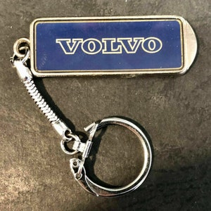 Vintage VOLVO logo car Double sided Key Ring Key-chain Metal Key Holder (NOS)