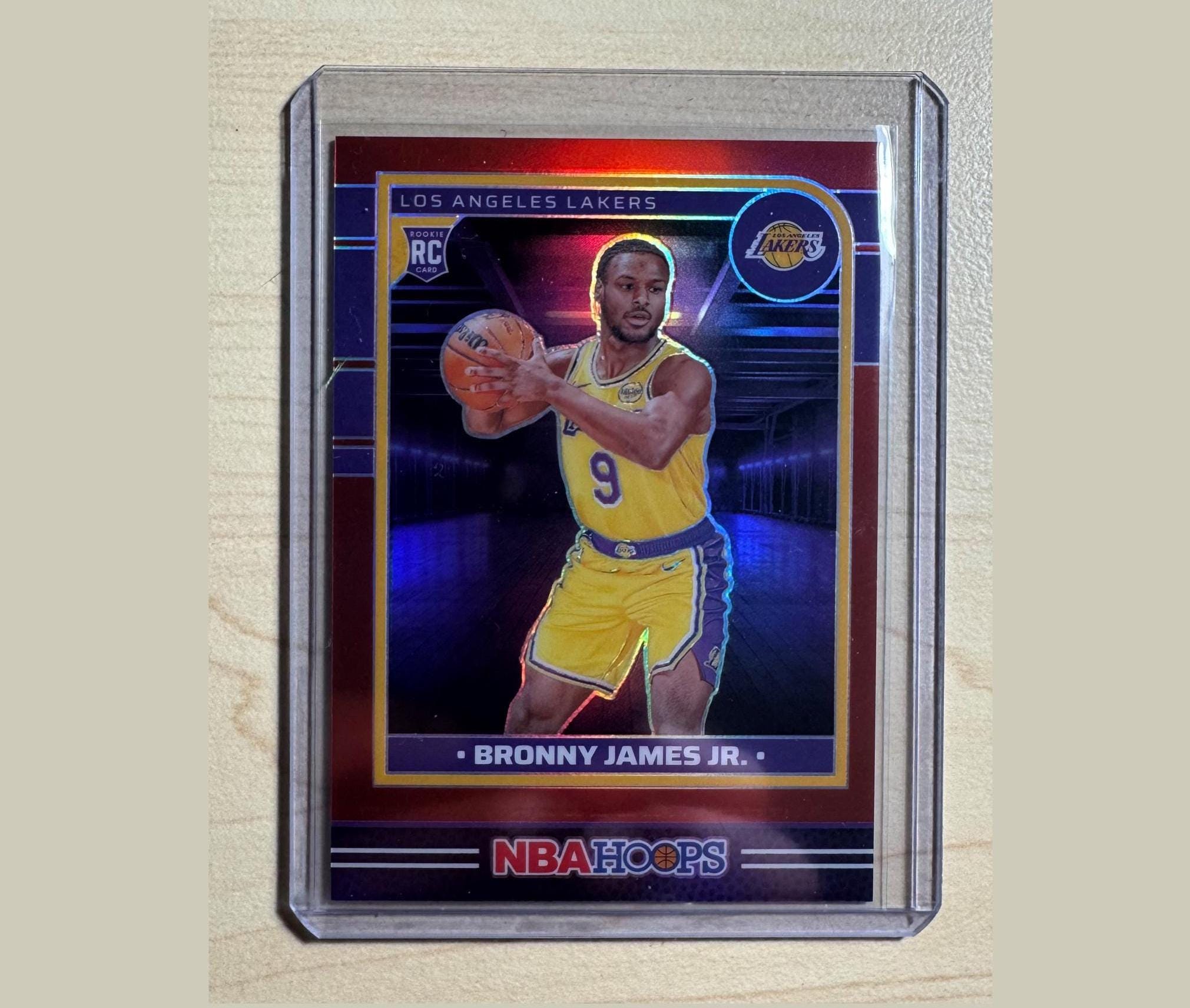 2023-24 Panini Mosaic LeBron James Blue Reactive Prizm, Card