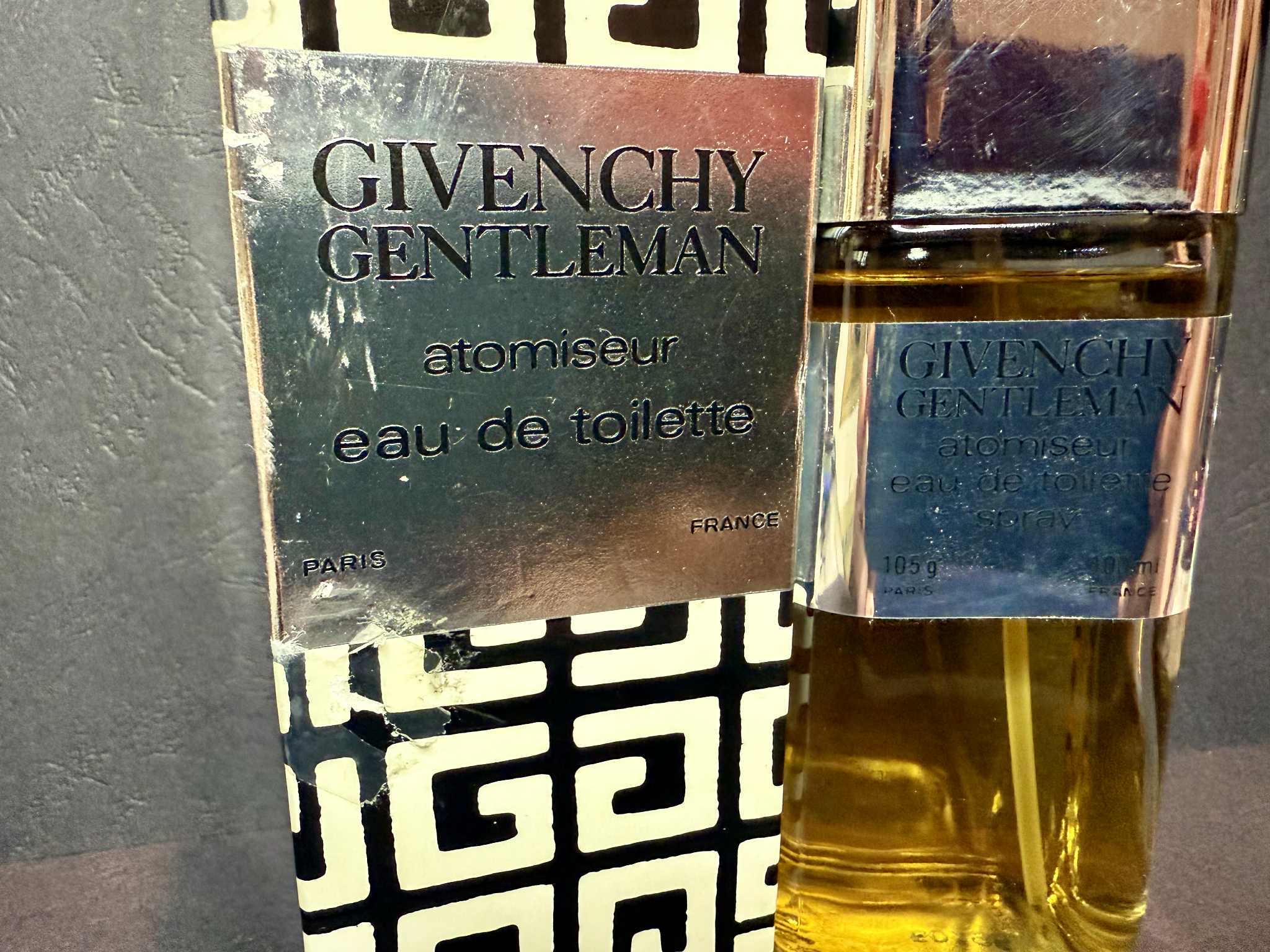 Vintage Eau De Toilette GIVENCHY GENTLEMAN 100ml, Paris-france, in