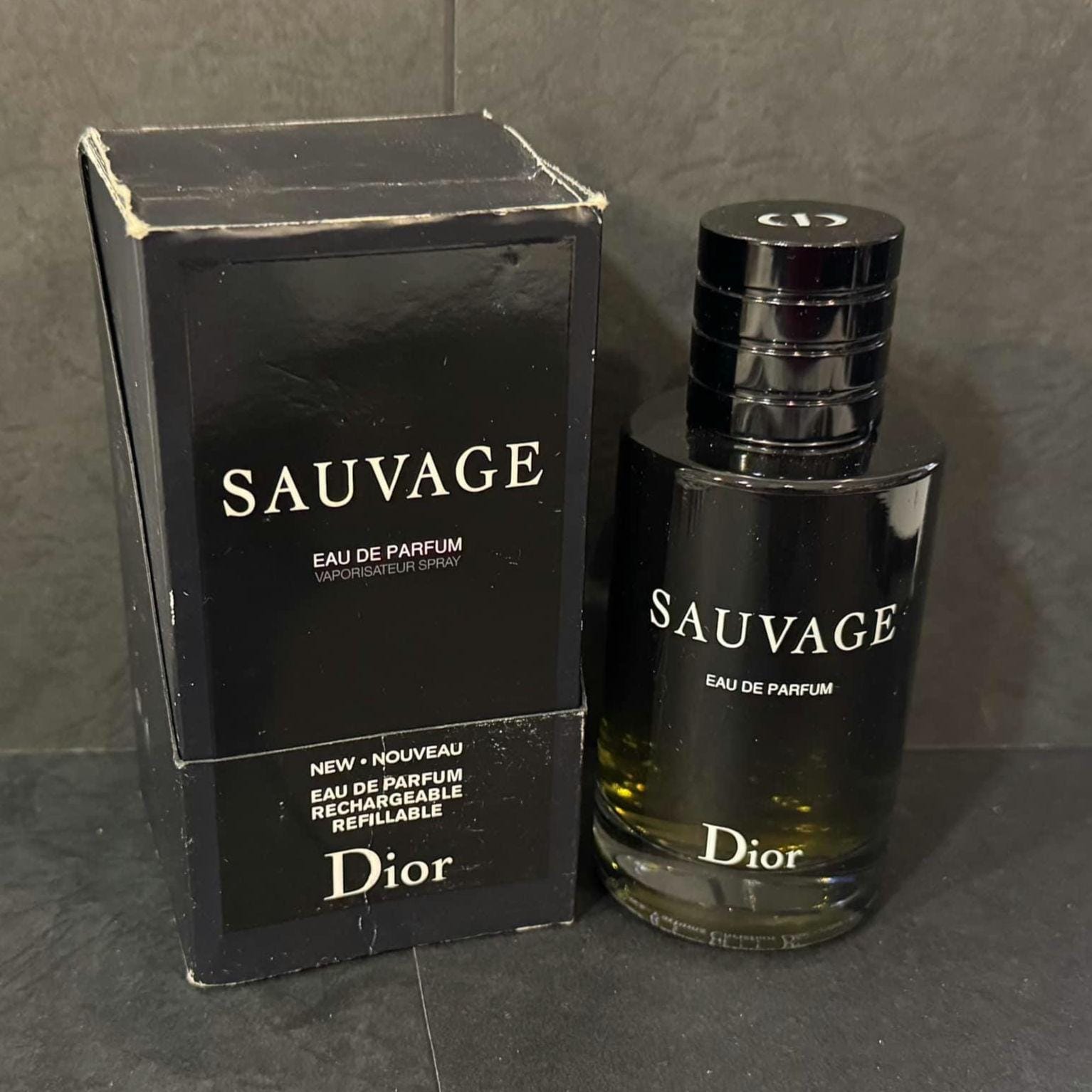 Dior Sauvage オードトワレ ボックス付き Dior Sauvage Eau De Parfum Spray 3.4 fl. oz. , Eau De Parfum