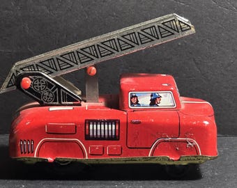 西ドイツ製のビンテージブリキおもちゃの消防車 - Etsy 日本