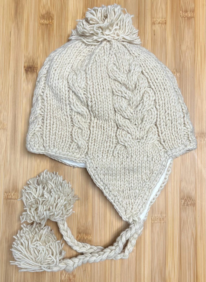 Plain - Sherpa Hats with Ear Flaps and Fleece Lining, Hand Knitted from Nepal Beige Cable Knit
