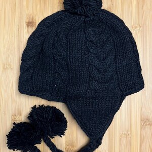 Plain - Sherpa Hats with Ear Flaps and Fleece Lining, Hand Knitted from Nepal Black Cable Knit