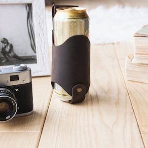 Bierhouder riem, leren blikjeshouder, leren blikje, leren bierflesetui, bierblikjeshouder, leren bierhouder voor riem