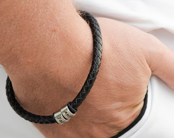 Kids name bracelet, Personalized mens bracelet, Name bead bracelet, Small bead bracelet, Family name bracelet, Boyfriend bracelet