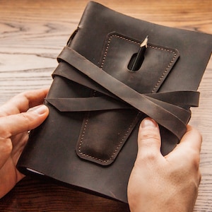Handmade journal with pen holder,Personalized leather journal for men,Leather journal cover refillable,Genuine leather journal