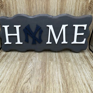 New York Yankees &quot;HOME&quot; Wood Decor Sign