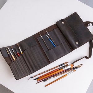 Leather Paintbrush Holder 