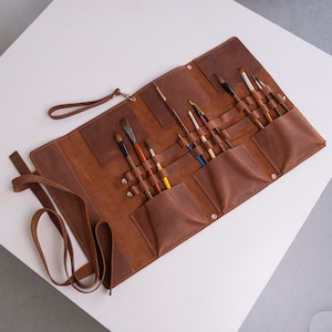 Leather pencil roll with strap,Leather paint brush roll,Artist tool roll,Leather brush holder,Leather pencil organizer,Custom pencil case