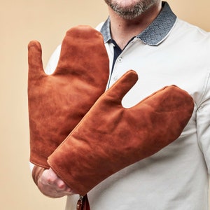 Personalized oven mittens,Leather oven mitts,Personalized gloves,Grill gloves,BBQ gloves,Grill mitts,Genuine leather mitts