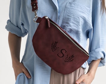 Leather fanny pack for woman, Large fanny pack women, Monogrammed fanny pack, Custom fanny pack with initial, Leather fanny pack crossbody