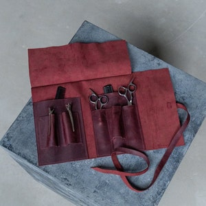 Leather scissors case, Leather barber bag roll, Custom barber roll, Leather shear case, Barber gifts for men, Hair stylist gift