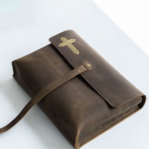 Personalized Bible case, Bible cover for women, Custom Bible cover, Personalized Bible cover, Leather Bible case for women