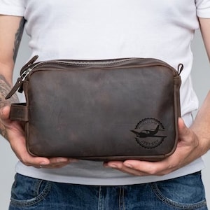 Leather washbag for men, Leather toiletry bag men, Leather pilot gifts for husband, Pilot gift custom, Pilot gifts for him, Custom dopp kit