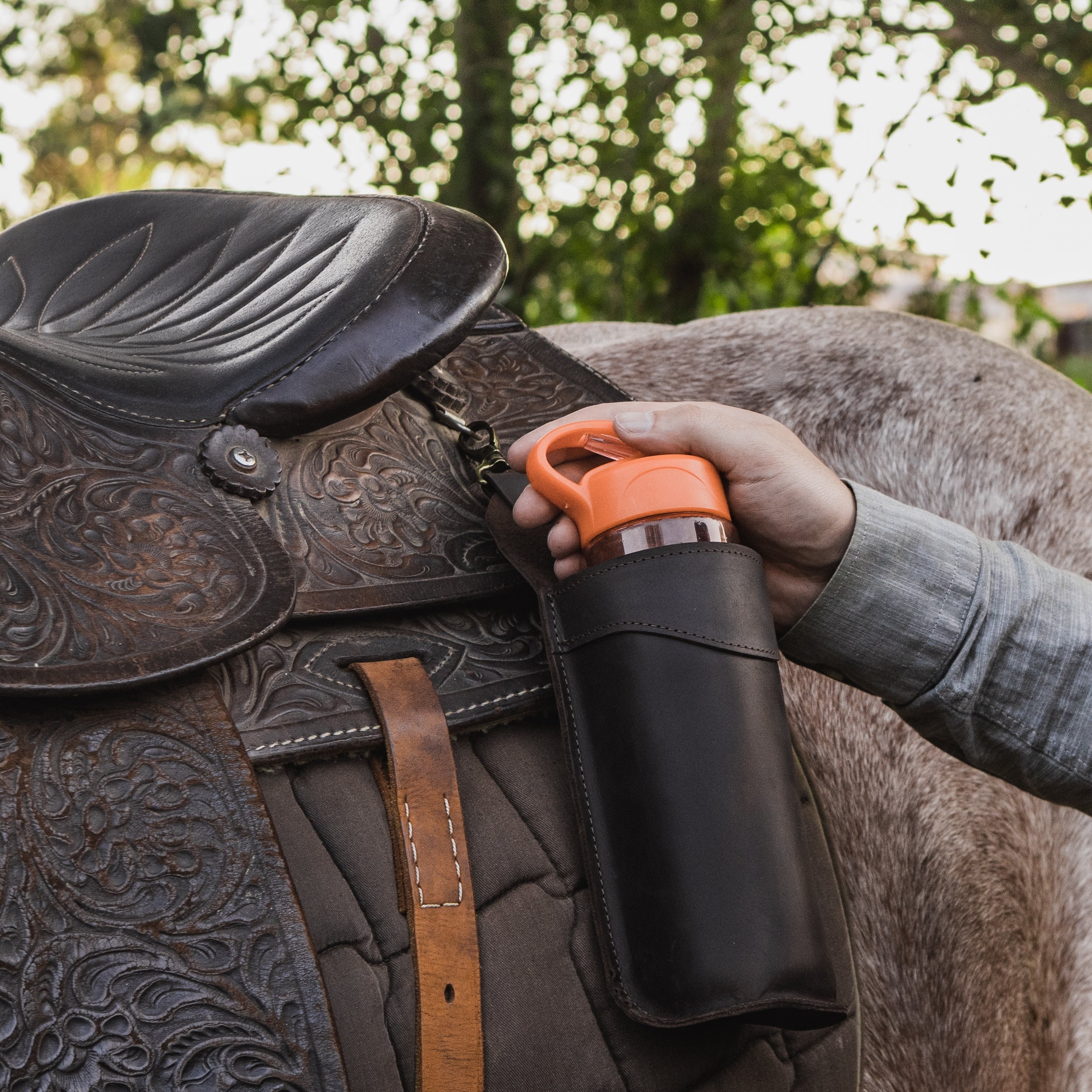 Saddle Drink Holder