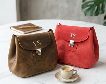 100% Genuine leather cosmetic bag, Leather make up bag, Travel make up pouch, Custom leather cosmetic case, Leather cosmetic organizer bag