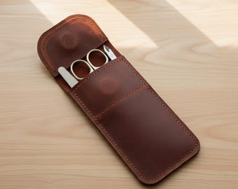 Personalized leather tweezer case, Leather tweezers holder, Leather beauty tool case, Custom engraved tweezer pouch, Travel tweezer case