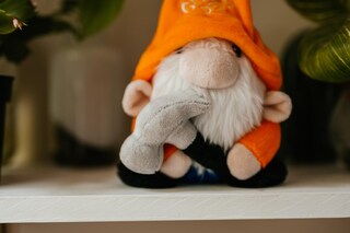 Boneco Gnome Punchkin - Pelúcia Com Piada, Base Ponderada, Presente Divertido