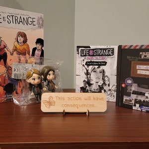 Life is Strange &quot;This Action Will Have Consequences&quot; Sign With Stand