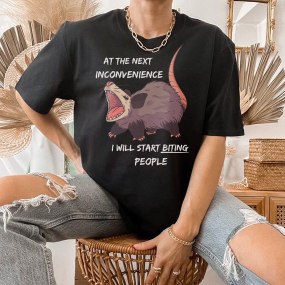 Screaming Possum T-Shirt: Funny Opossum Graphic Tee