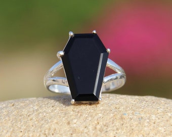 Bague en onyx noir naturel, bague cercueil, bague tendance, bague de fiançailles, cercueil noir en argent sterling 925, bague en pierres précieuses en onyx noir