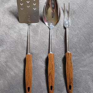 Vtg Ekco Stainless MCM Wood Grained Serving Utensils