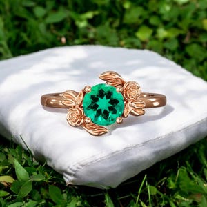Round Emerald Ring in Sterling Silver – Dainty Green Gemstone Ring for Women – Handmade Silver Birthstone Jewelry Gift for her