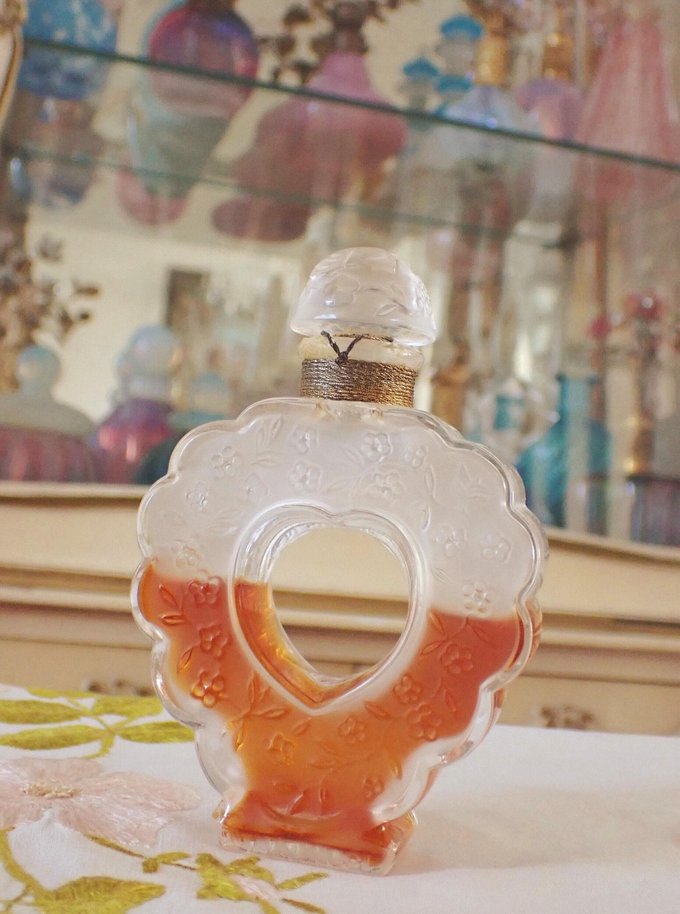 Lalique Nina Ricci Coeur Joie Lalique France Nina Ricci Coeur Joie