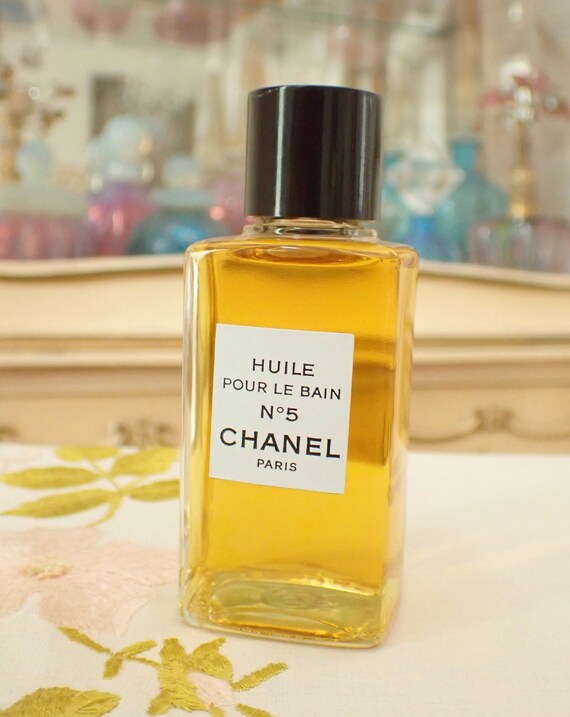 Vintage 1960s Internally Sealed Chanel No 5 Huile Pour Le Bain 