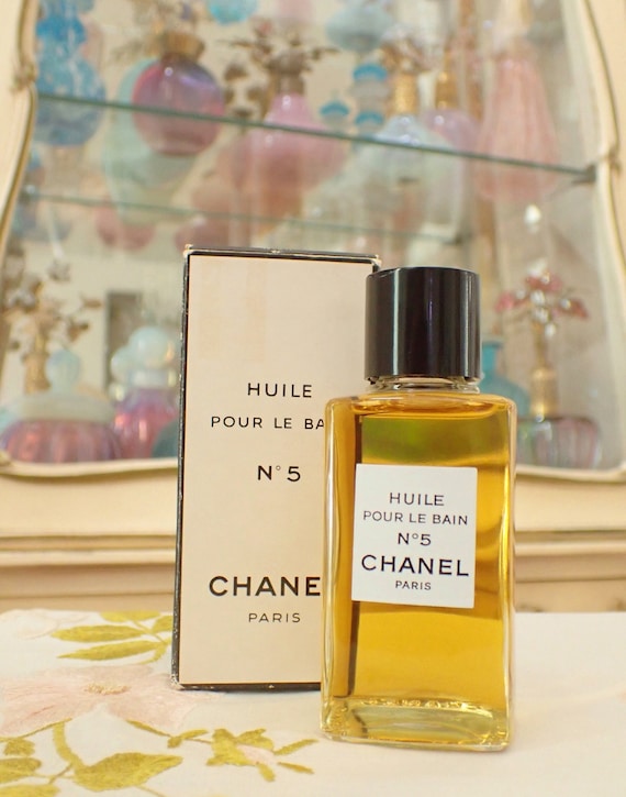 Vintage 1960s Internally Sealed Chanel No 5 Huile Pour Le Bain 