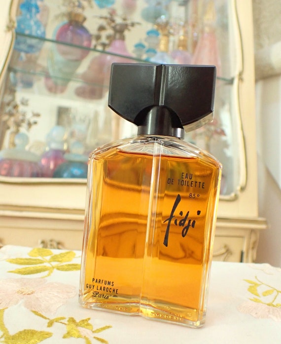 Vintage 1970s 1973 ORIGINAL Formula Parfums Guy Laroche FIDJI Eau