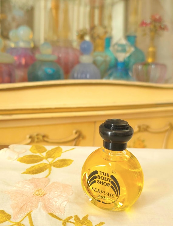 Vintage 1990s TBS the Body Shop VANILLA Perfume Oil 1 Oz 30ml