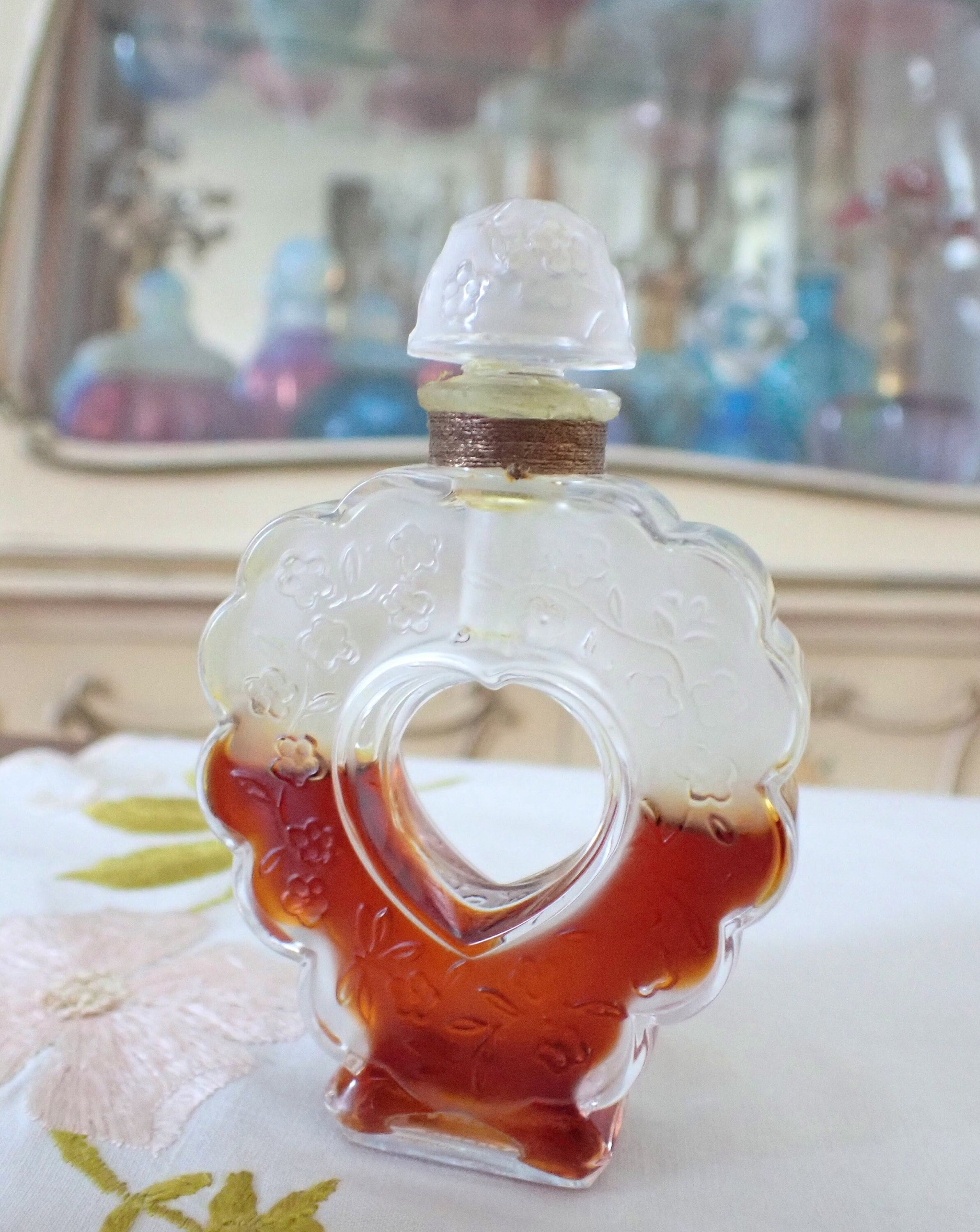 Vintage 1950s Lalique Nina Ricci COEUR JOIE Real Perfume