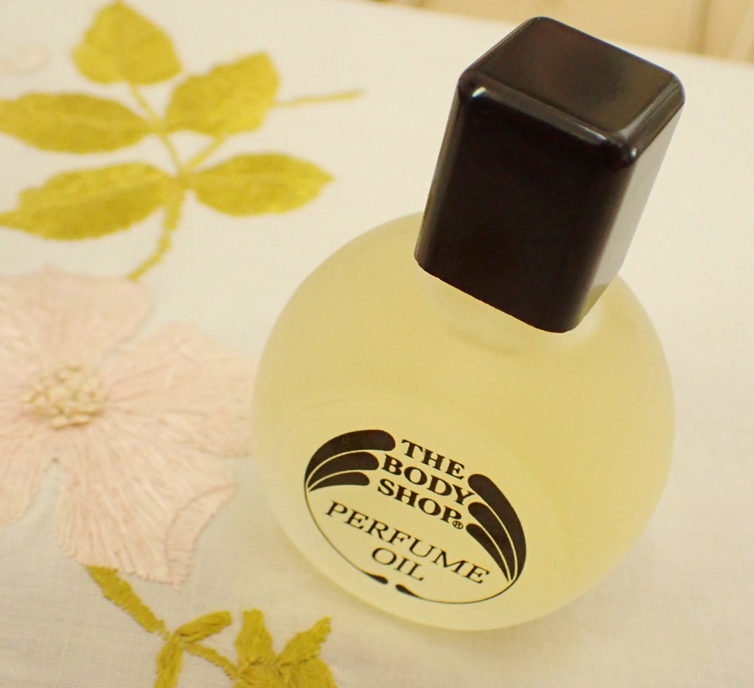 アナーニャ　The Body Shop Perfume Oil Vintage The Body Shop ANANYA Perfume Oil 30ml Original