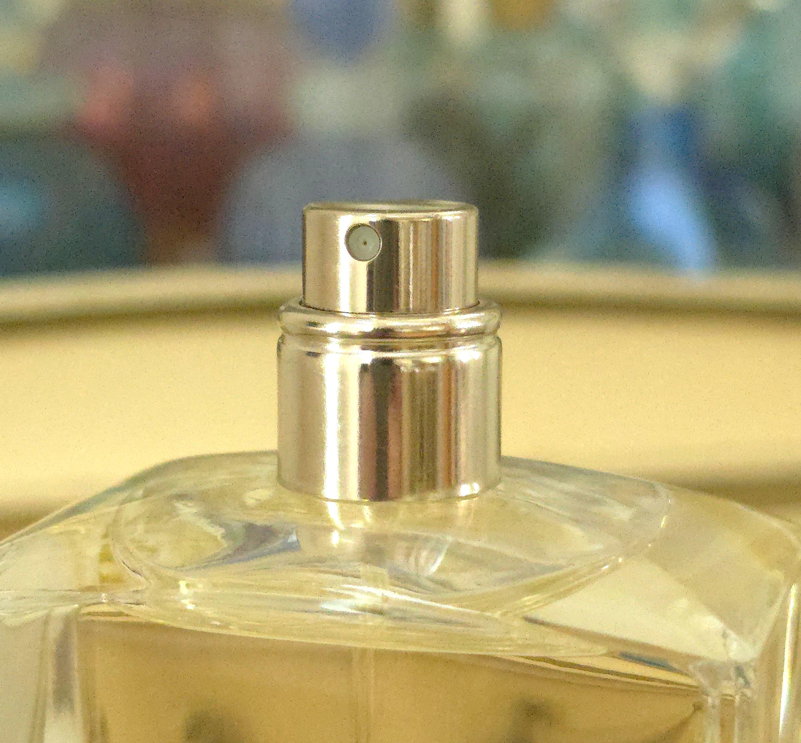 Circa 2006-2010 Abercrombie & Fitch EZRA for Women Eau De Parfum