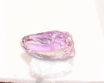 希少なオレンジピンクタンザナイト原石、天然タンザナイト原石