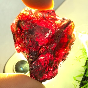 Natural Red Garnet Rough, 107 Carats Unheated Garnet Rough, Uncut Garnet Rough, Garnet Raw, Garnet Crystal, Garnet Gemstone