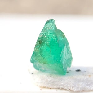 Zambian Natural Emerald Rough, Beautiful Emerald Raw, Green Emerald Rough, Loose Emerald Crystal For Pendant/Jewelry Making, May Birthstone