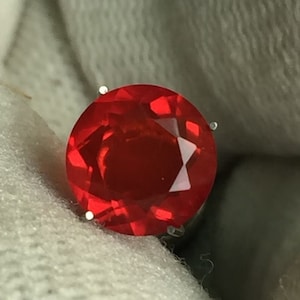 Red Ethiopian Opal, 8.20 MM Opal For Jewelry Making, 1.70 Carats , Round Cut Opal, October Birthstone, Loose Smoked Opal, Opal Gemstone