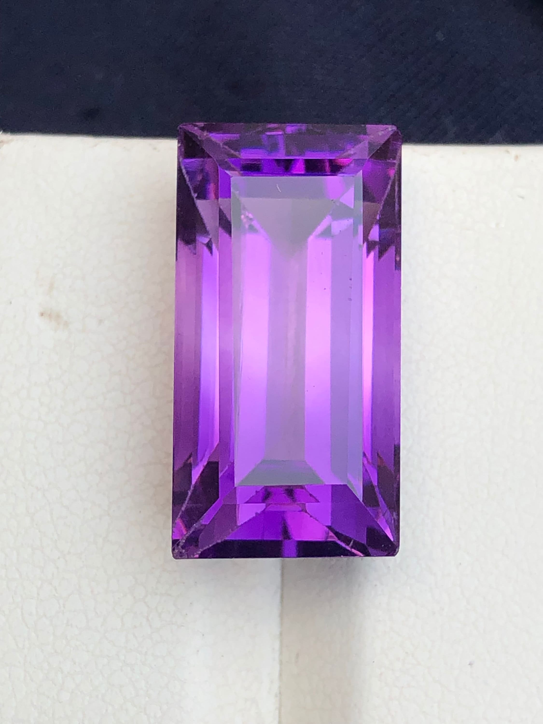 AAA 天然パープル ステップカット アメジスト、20 x 10 MM ルース