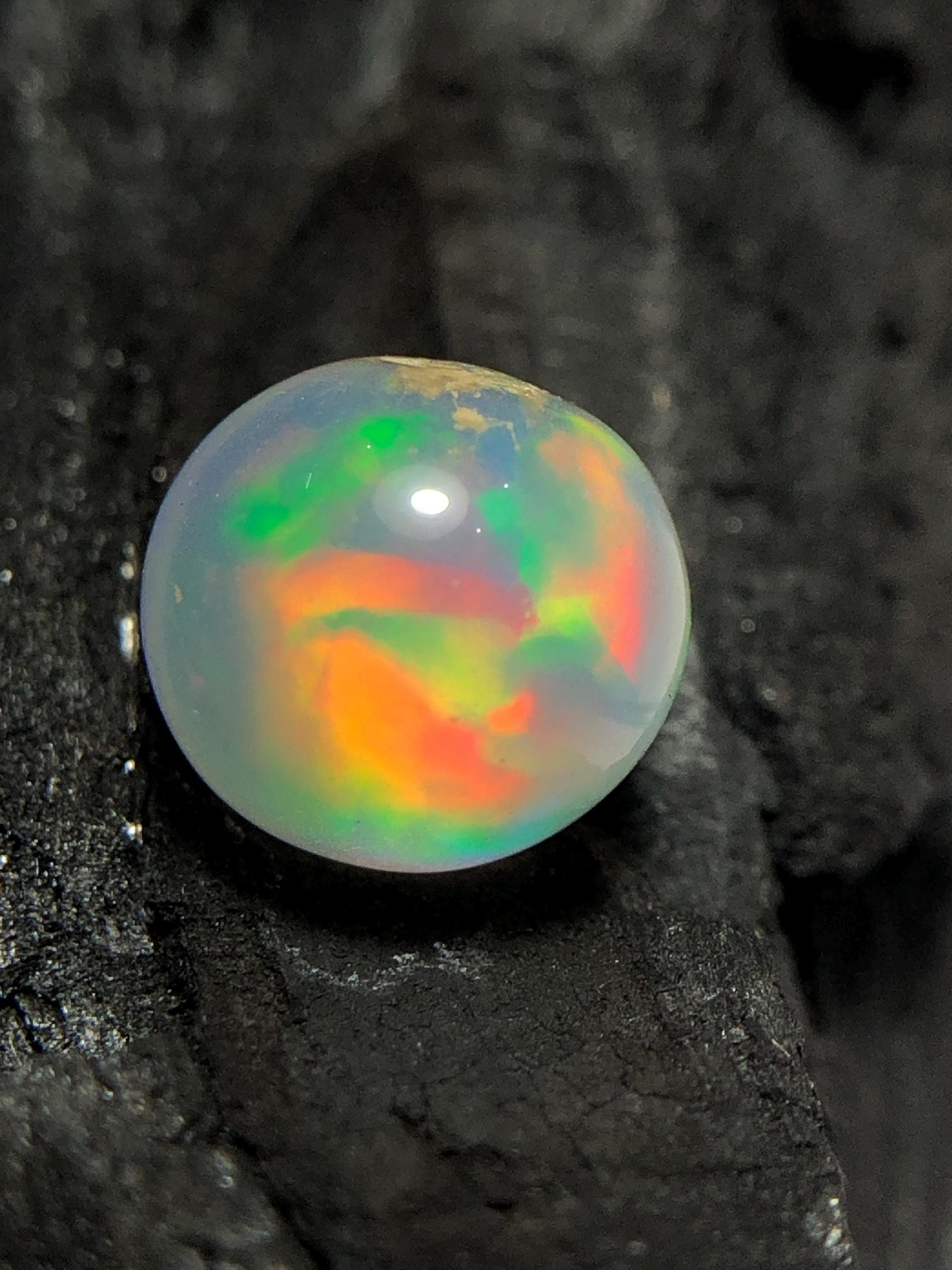 Rare !! Opale Blanche Et Multicolore D'Ethiopie : 1,44 Carat ★★ P407