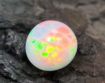 Sphère d'opale blanche d'Éthiopie de 9 mm